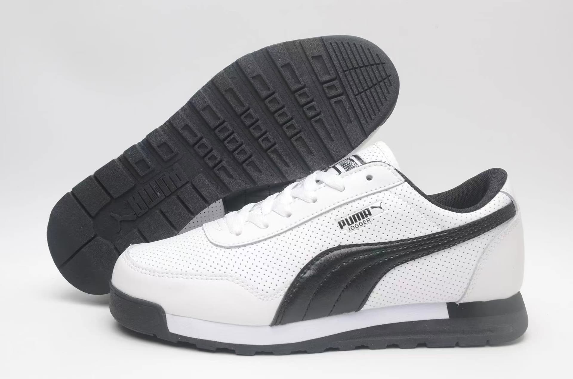 Image of a Puma jogger